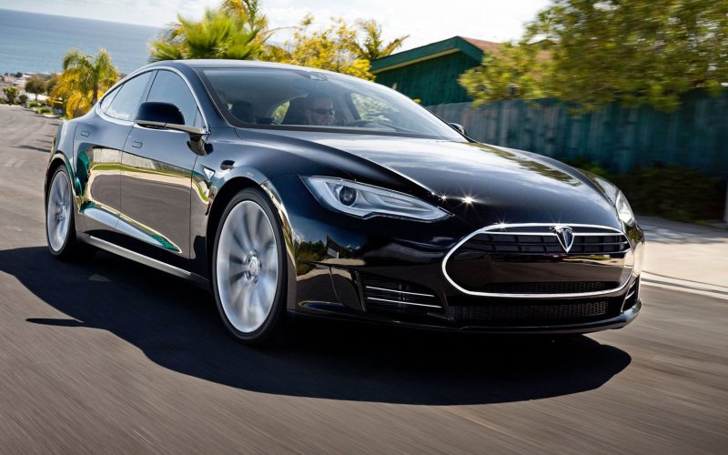 Электромобиль Tesla model s