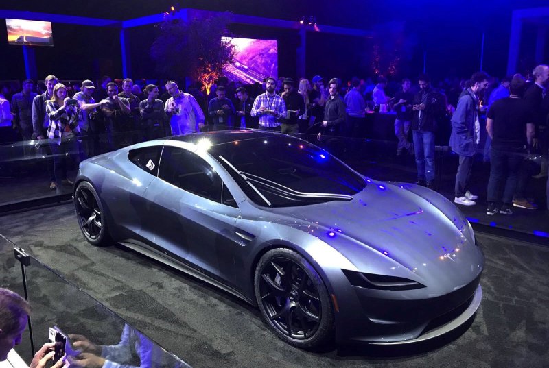 Новая Tesla Roadster