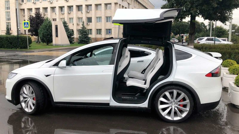 Tesla model x 2020 багажник