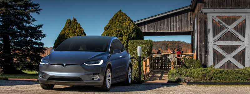 Tesla model x Charging
