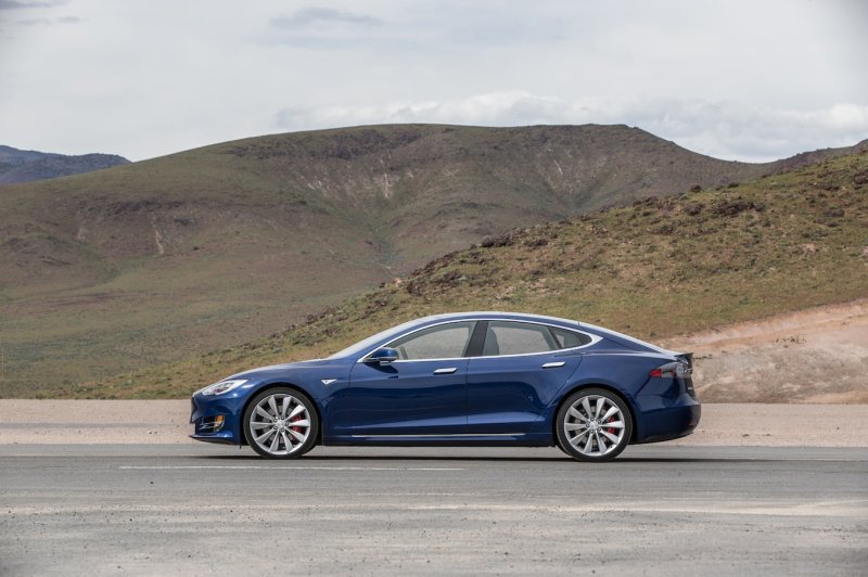 Tesla 2016 model s p90d