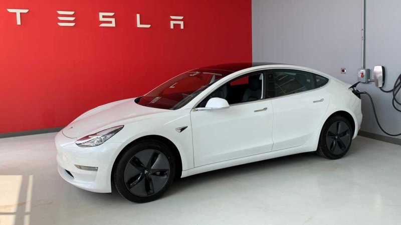 Tesla model 3 White