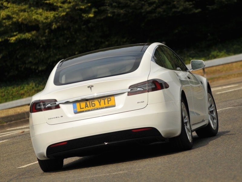 Tesla model s 60d