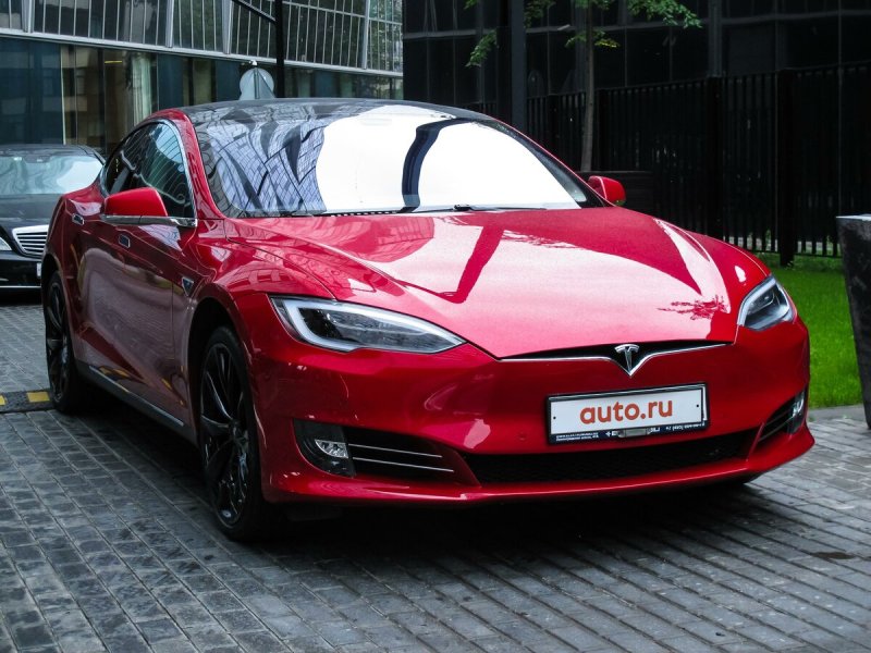 Электромобиль Tesla model s