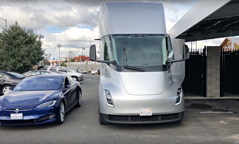 Tesla Motors грузовик
