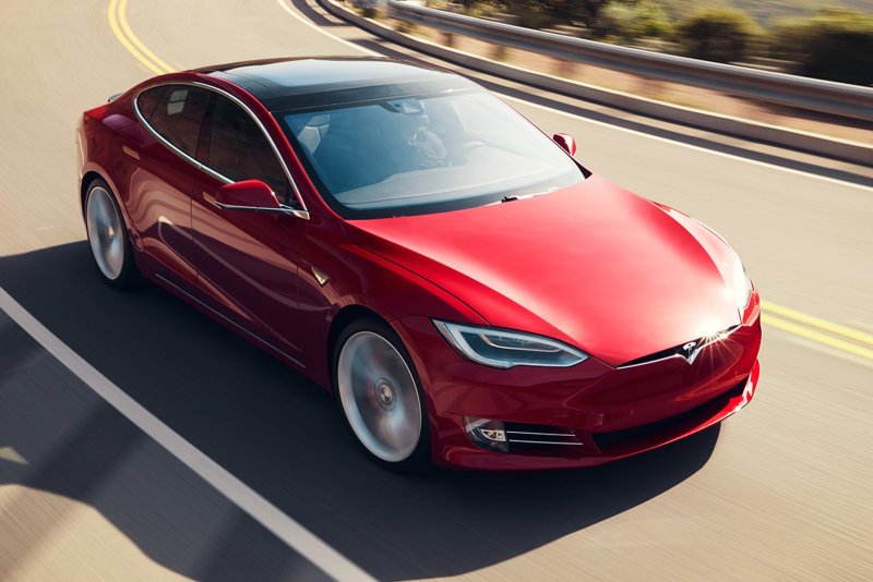 Tesla модель s 2020