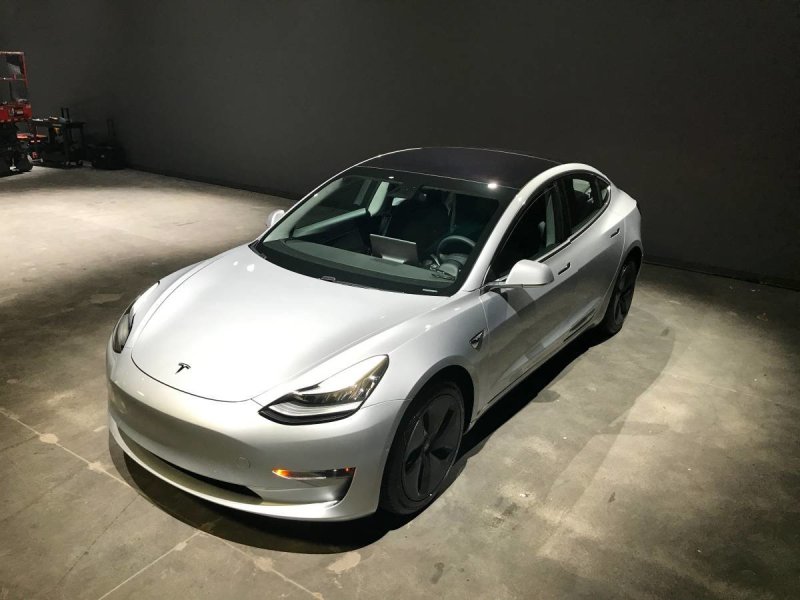 Tesla model 3