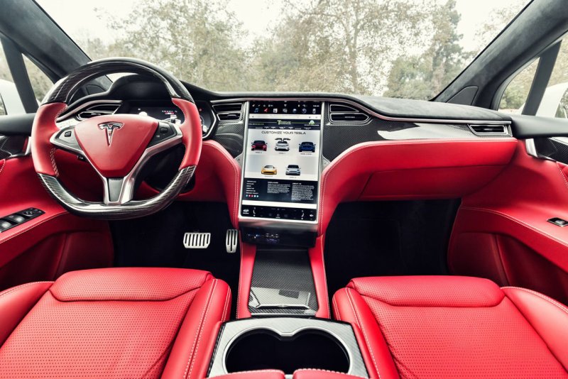 Тесла автомобиль model x салон