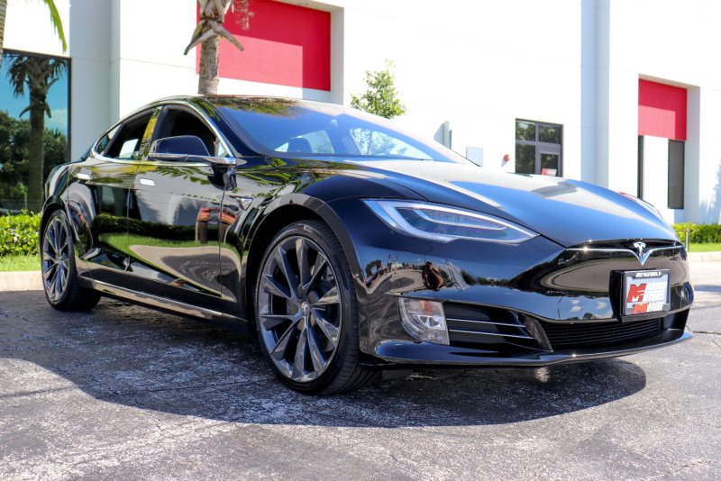 Tesla model s 2020