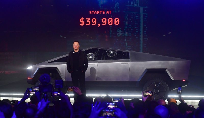 Elon Musk машина