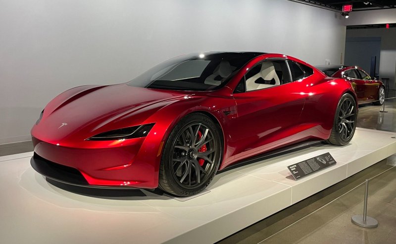 Tesla Roadster 2021