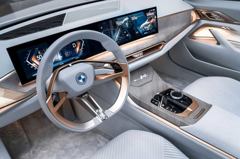 BMW i4 2021 салон
