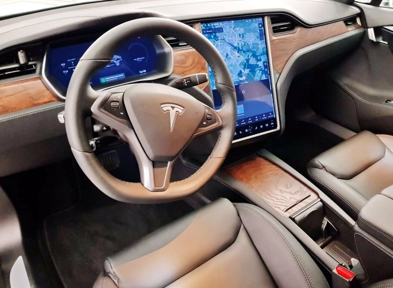 Tesla 2022 model салон