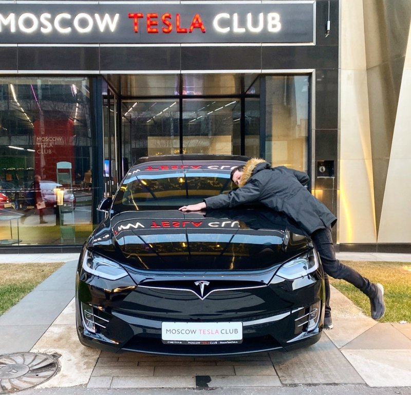 T696h Tesla