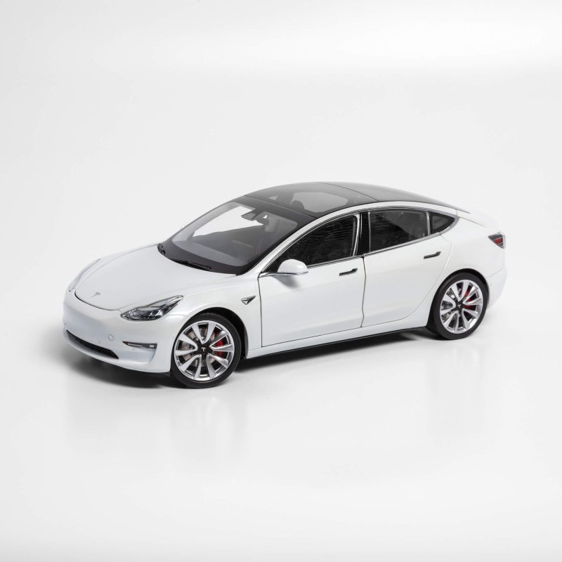 Моделька Tesla model 3