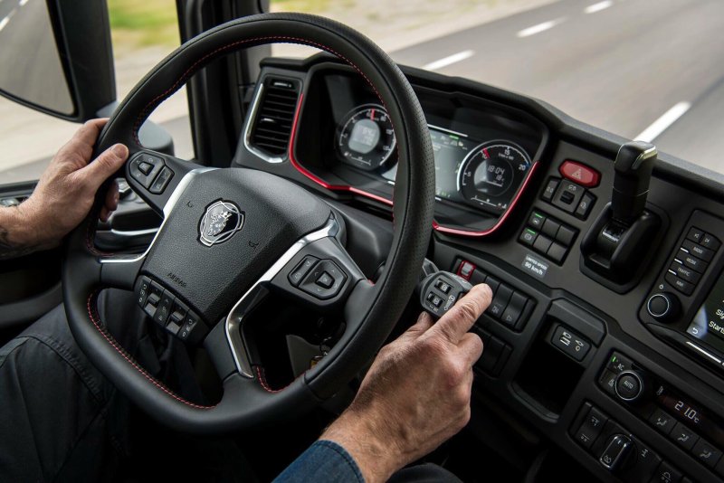 Фура Scania s730 салон