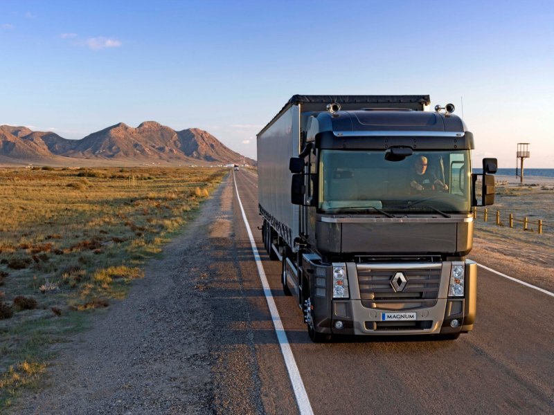 Грузовики Renault Magnum