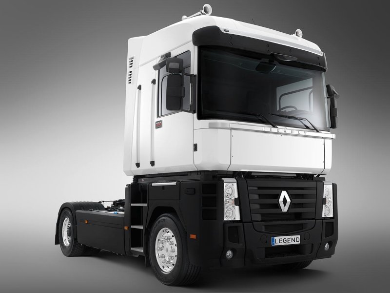 Renault Magnum 2017
