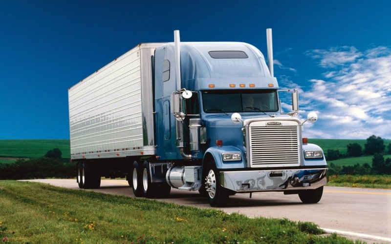 Американский грузовик freightliner