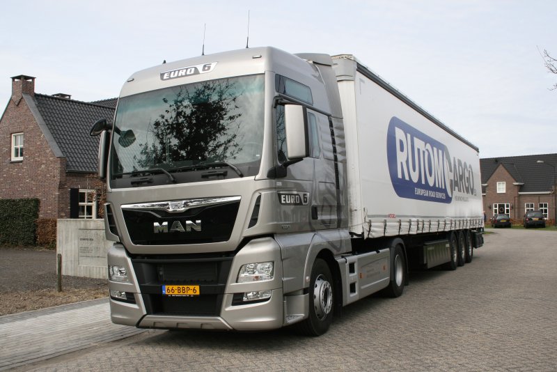 Грузовик man TGX XXL