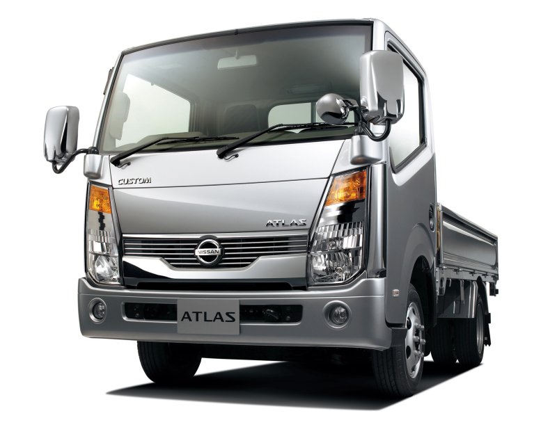 Nissan Atlas f24