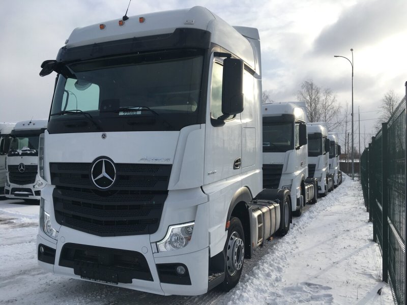 Новый Мерседес Актрос 2020