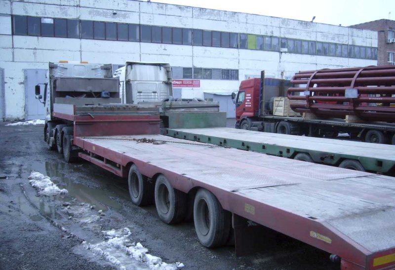 Низкорамный трал 120 тонн