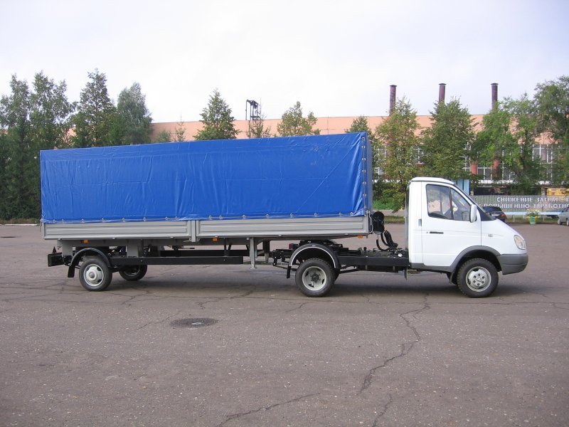 Седельный тягач ГАЗ-САЗ-2409