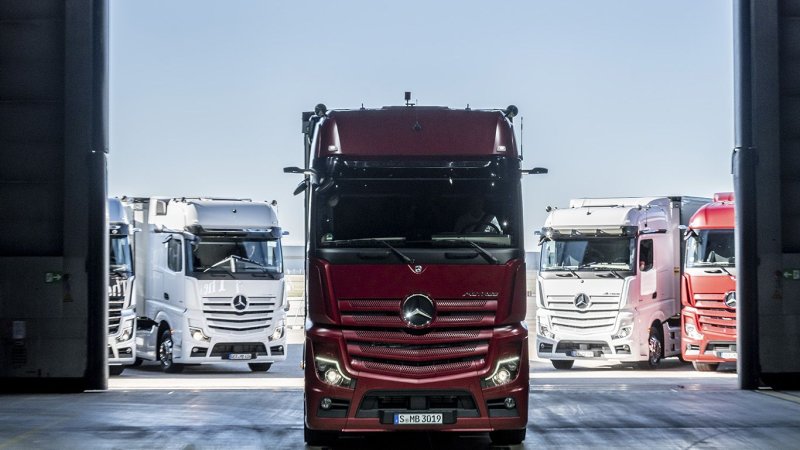 Mercedes-Benz Actros Trucks 2018