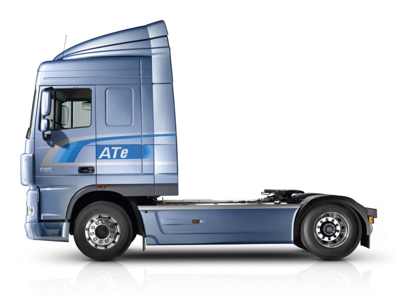 Truck DAF XF 105
