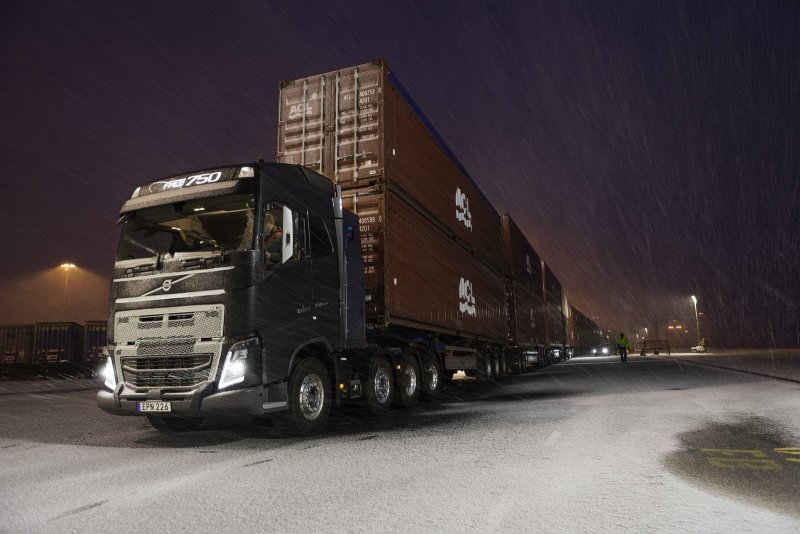 Volvo fh16 автопоезд