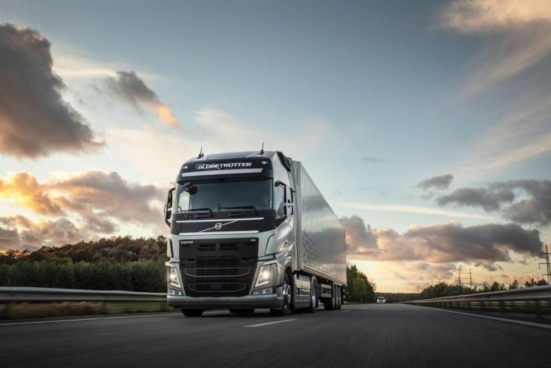 Фура Volvo Альфа Дон