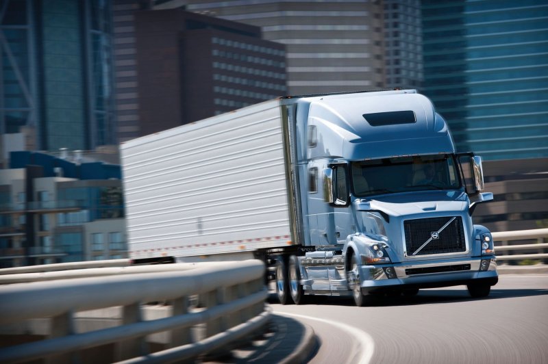 Volvo VNL 780