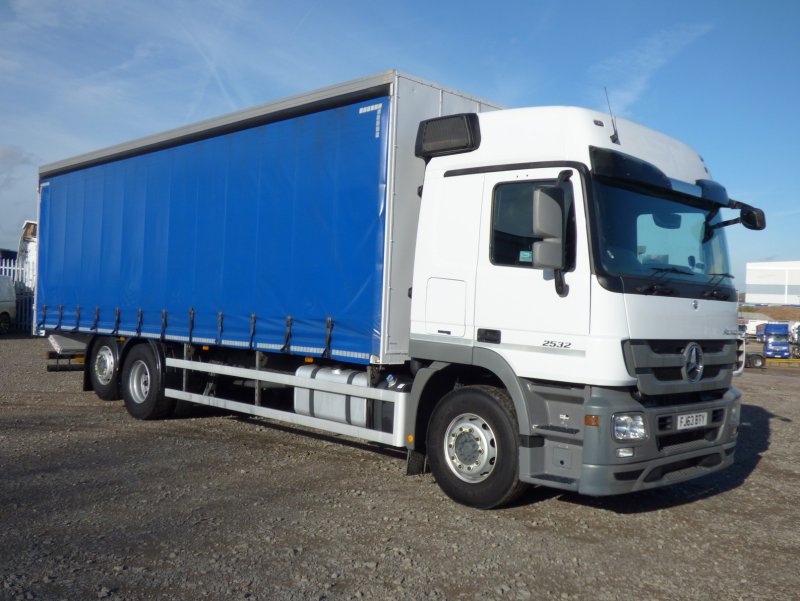Mercedes Actros 10 тонник тент