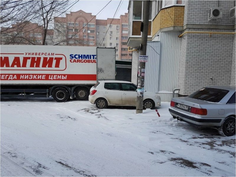 Фура магнит зимой