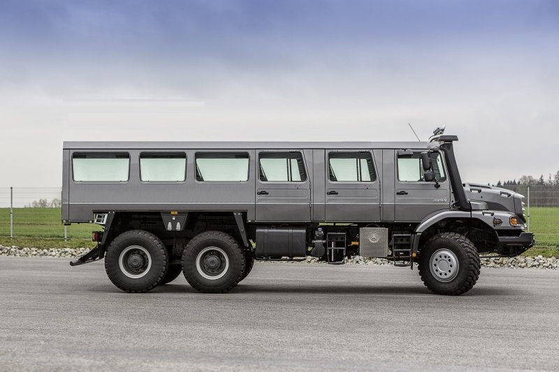 Мерседес-Бенц Зетрос 6x6