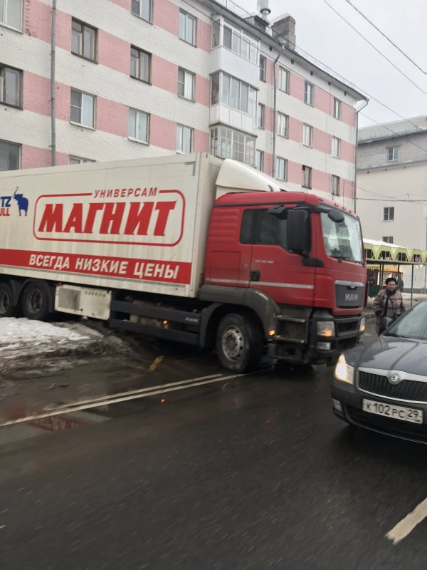 Фура магнит