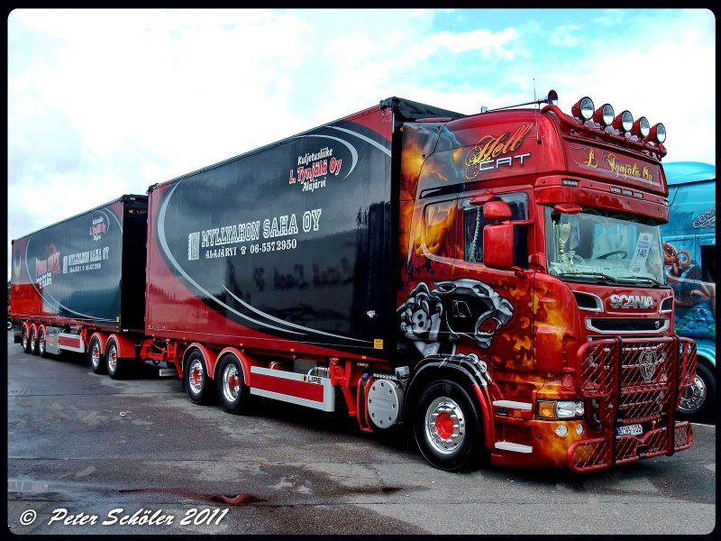 Scania Longline паровозик