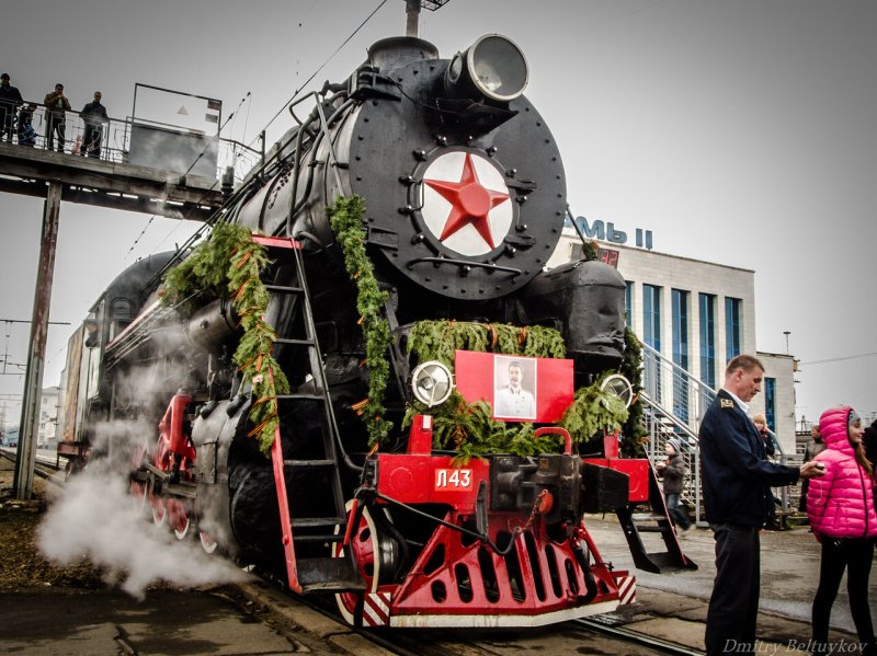 Паровоз на Перми 1 памятник