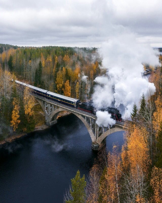 Карелия паровоз Рускеальский экспресс