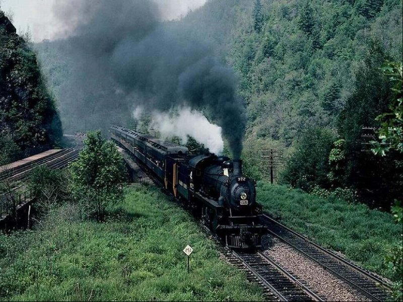 Старинный паровоз
