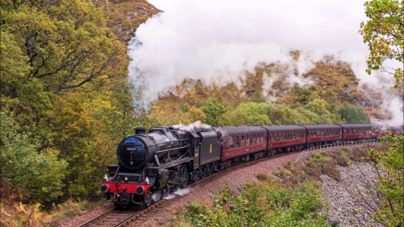Jacobite Steam Train — Хогвартс-экспресс