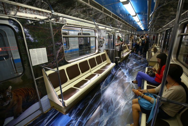 Необычные вагоны метро