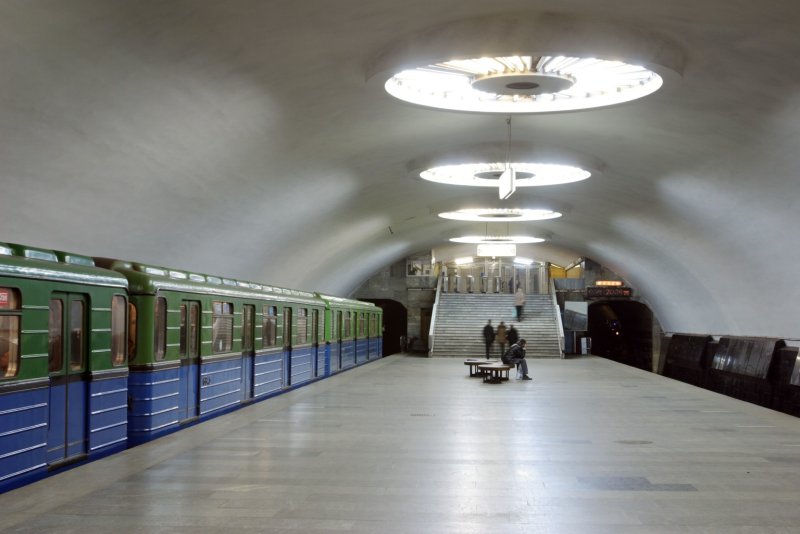 Харьковское метро станция Турбоатом