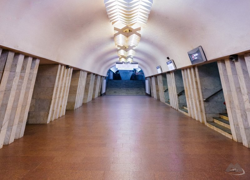 Харьков метро площадь Конституции