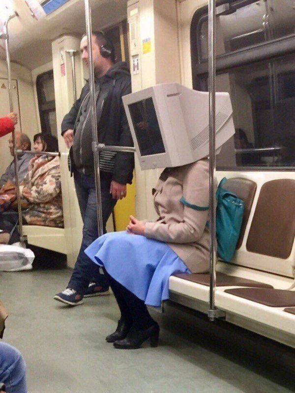 Смешные пассажиры в метро