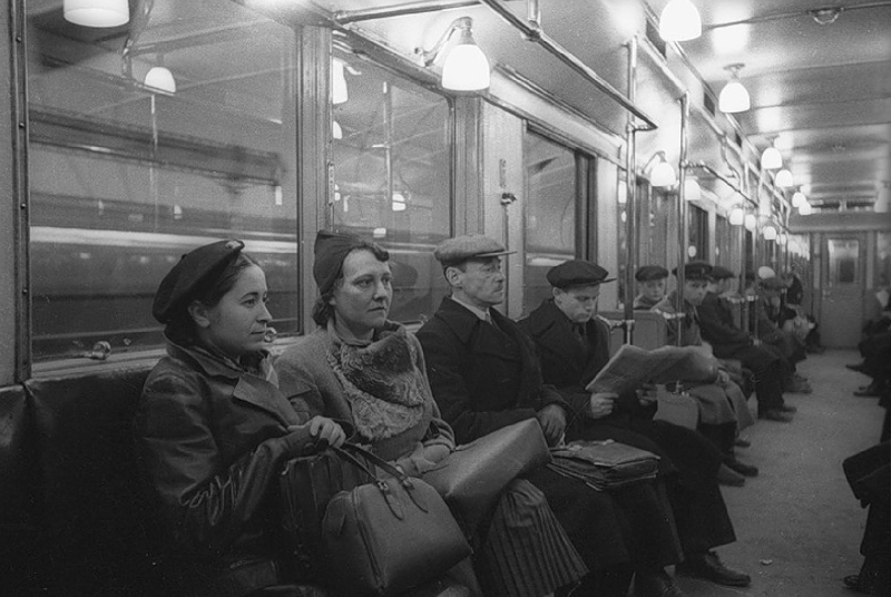Вагон Московского метро 1935
