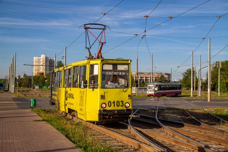 Трамвай КТМ 4
