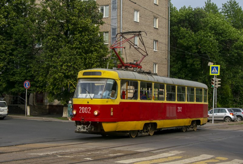Уфимские трамваи 2000г