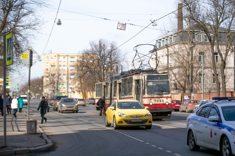 Остановка трамвая Среднеохтинский